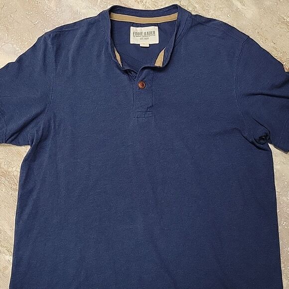 EDDIE BAUER OUTDOOR OUTFITTER MENS 1/4 2 BUTTON TOP TEE SIZE MEDIUM - Picture 2 of 6